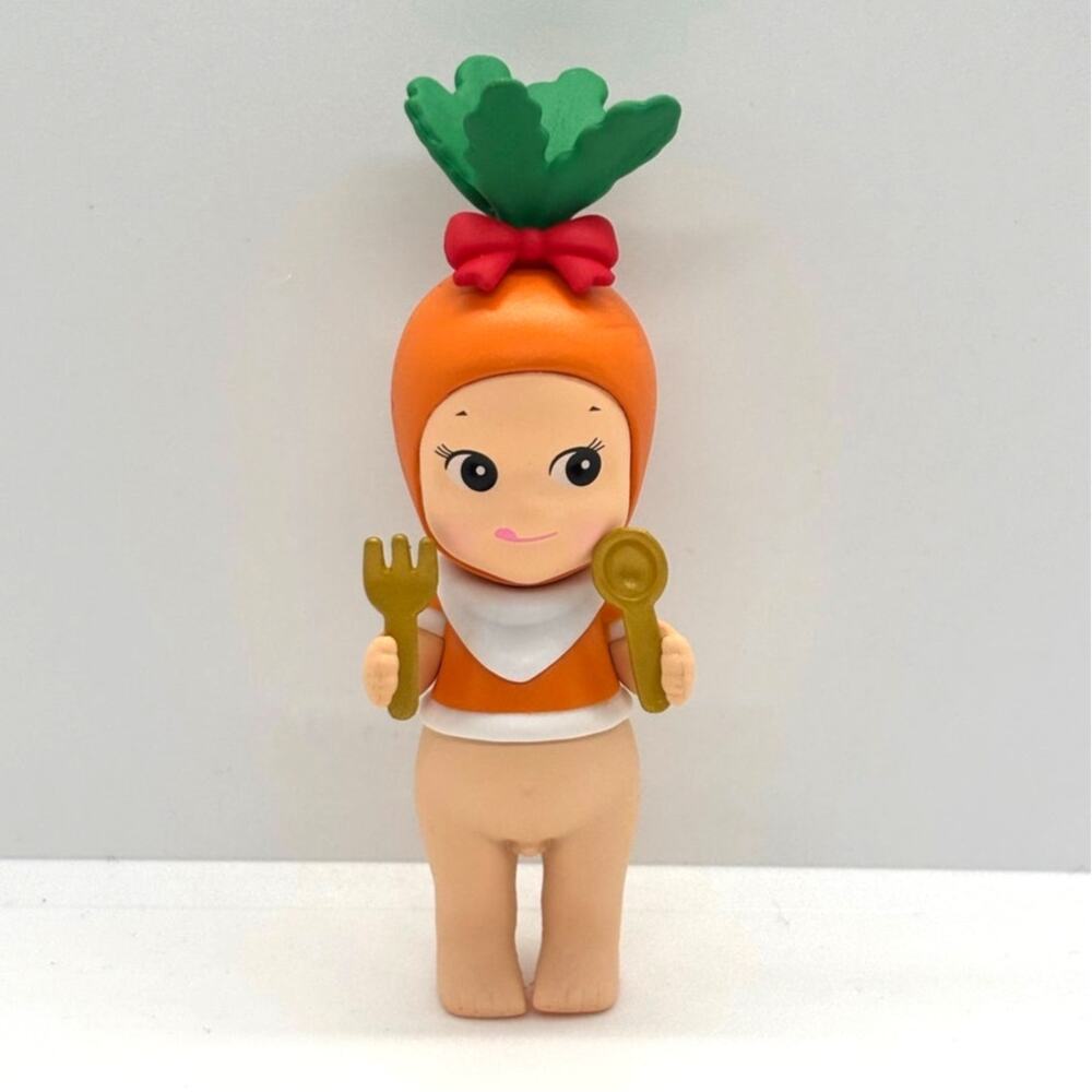 New Kewpie/Angel Collectible Mini Figure, Christmas Carrot, Open Blind Box